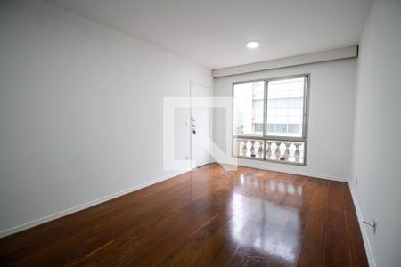 Sala de apartamento para alugar com 2 quartos, 107m² em Cerqueira César, São Paulo
