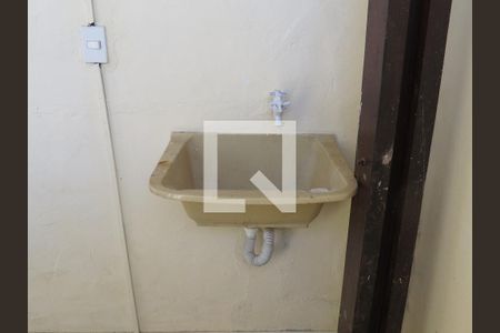 Casa para alugar com 75m², 2 quartos e sem vagaLavanderia - Tanque