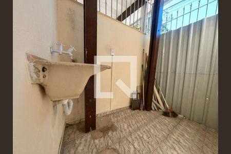 Casa para alugar com 75m², 2 quartos e sem vaga Casa para alugar com 75m², 2 quartos e sem vagaLavanderia