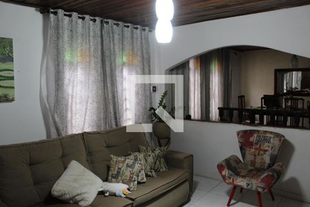 Sala de casa para alugar com 2 quartos, 120m² em Jardim do Engenho, Cotia