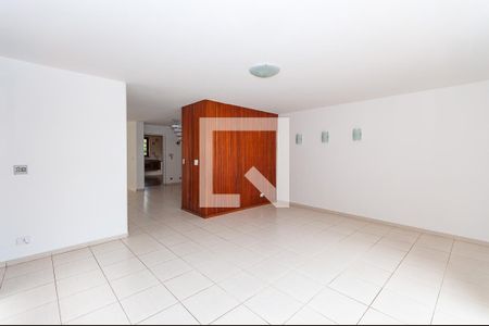 Sala de casa para alugar com 3 quartos, 250m² em Lapa, São Paulo