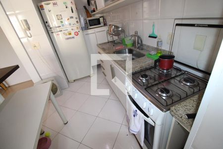 Apartamento para alugar com 56m², 2 quartos e 2 vagasCozinha