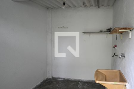 Casa para alugar com 60m², 1 quarto e sem vagaÁrea de Serviço