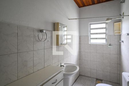 Banheiro de casa para alugar com 1 quarto, 60m² em Vila Moinho Velho, São Paulo