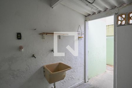 Casa para alugar com 60m², 1 quarto e sem vagaÁrea de Serviço