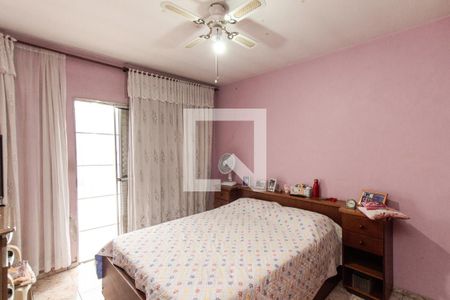 Casa à venda com 202m², 4 quartos e 1 vaga Casa à venda com 202m², 4 quartos e 1 vagaCasa 2 - Quarto 1