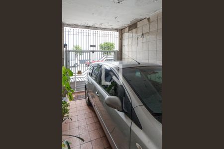 Casa à venda com 202m², 4 quartos e 1 vaga Casa à venda com 202m², 4 quartos e 1 vagaCasa 2 - Garagem