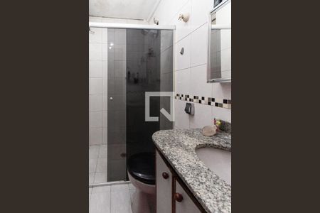 Casa à venda com 202m², 4 quartos e 1 vaga Casa à venda com 202m², 4 quartos e 1 vagaBanheiro