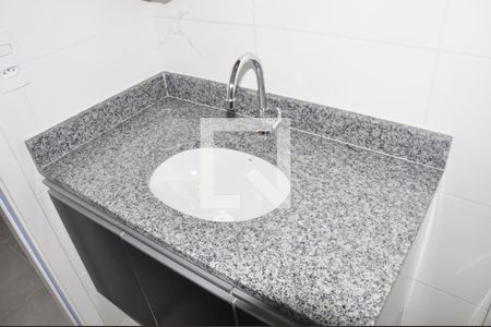 Apartamento para alugar com 32m², 2 quartos e sem vaga Apartamento para alugar com 32m², 2 quartos e sem vagaBanheiro Conjugado