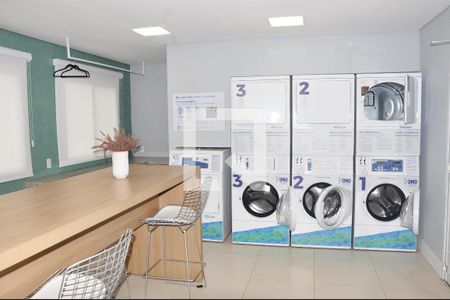 Apartamento para alugar com 32m², 2 quartos e sem vaga Apartamento para alugar com 32m², 2 quartos e sem vagaLavanderia