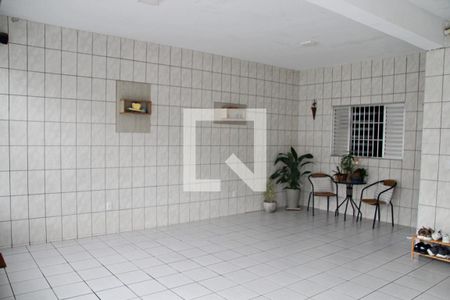 Casa à venda com 210m², 2 quartos e 3 vagasGaragem