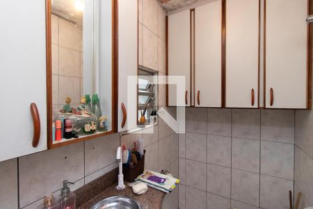 Casa à venda com 101m², 2 quartos e 1 vagaBanheiro 2