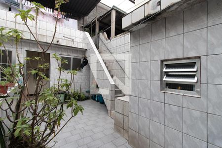 Casa à venda com 101m², 2 quartos e 1 vagaQuintal