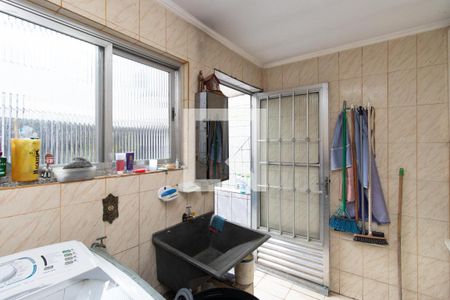 Casa à venda com 101m², 2 quartos e 1 vagaÁrea de Serviço