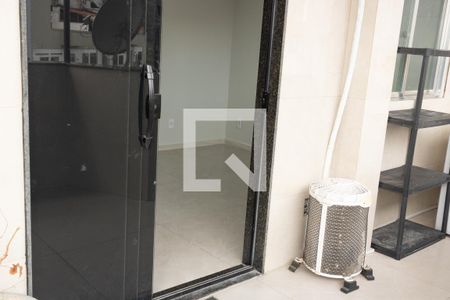 Apartamento para alugar com 103m², 3 quartos e 1 vagaÁrea de Serviço