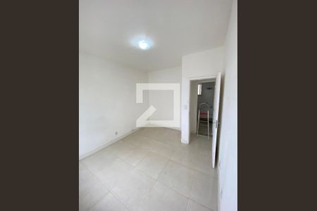Apartamento à venda com 130m², 2 quartos e 1 vaga Apartamento à venda com 130m², 2 quartos e 1 vagaQuarto 2