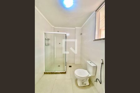 Apartamento à venda com 130m², 2 quartos e 1 vaga Apartamento à venda com 130m², 2 quartos e 1 vagaBanheiro