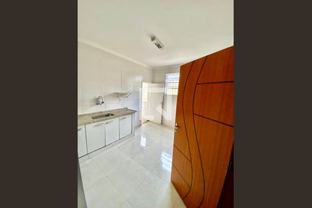 Apartamento à venda com 130m², 2 quartos e 1 vaga Apartamento à venda com 130m², 2 quartos e 1 vagaCozinha