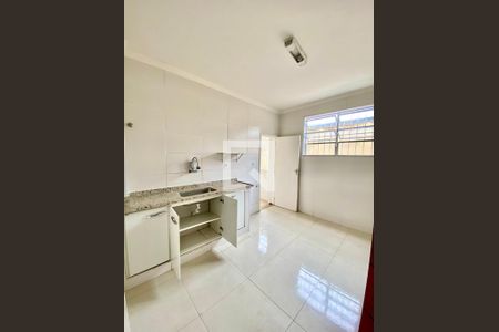 Apartamento à venda com 130m², 2 quartos e 1 vaga Apartamento à venda com 130m², 2 quartos e 1 vagaCozinha