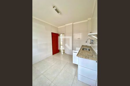 Apartamento à venda com 130m², 2 quartos e 1 vaga Apartamento à venda com 130m², 2 quartos e 1 vagaCozinha