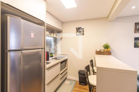 Cozinha de kitnet/studio para alugar com 1 quarto, 25m² em Centro, Curitiba