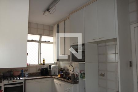Apartamento à venda com 120m², 3 quartos e 2 vagasCozinha