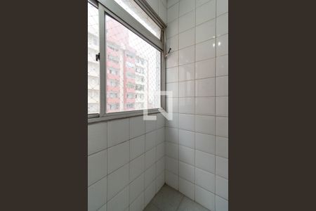 Apartamento para alugar com 66m², 3 quartos e 1 vagaÁrea de Serviço