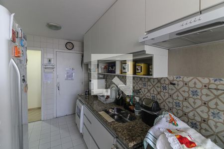 Apartamento à venda com 96m², 3 quartos e 2 vagasCozinha e Área de Serviço