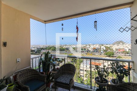 Apartamento à venda com 96m², 3 quartos e 2 vagasVaranda