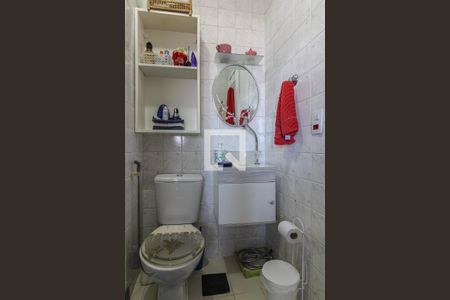 Apartamento à venda com 96m², 3 quartos e 2 vagasSuíte 1 - Banheiro