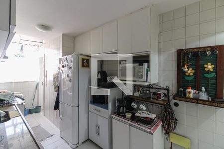 Apartamento à venda com 96m², 3 quartos e 2 vagasCozinha e Área de Serviço