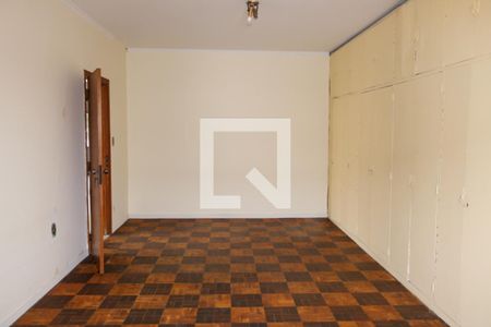 Casa para alugar com 310m², 5 quartos e 5 vagas Casa para alugar com 310m², 5 quartos e 5 vagasSuite