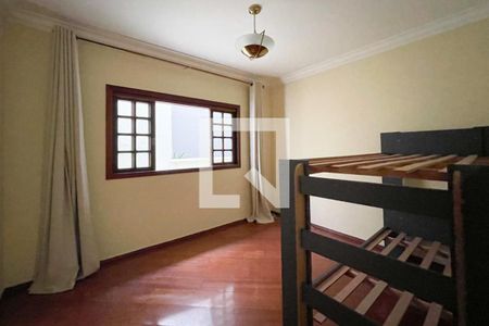 Casa à venda com 250m², 3 quartos e 3 vagasQuarto 2