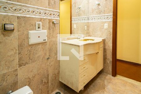 Casa à venda com 250m², 3 quartos e 3 vagasBanheiro Social 1