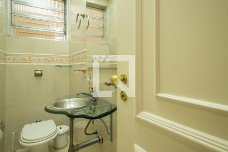 Casa à venda com 250m², 3 quartos e 3 vagasLavabo 