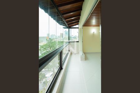 Casa à venda com 250m², 3 quartos e 3 vagasSalão de festas