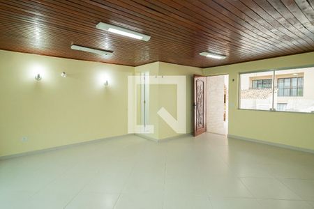 Casa à venda com 250m², 3 quartos e 3 vagasSalão de festas