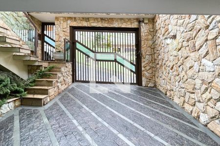 Casa à venda com 250m², 3 quartos e 3 vagasGaragem