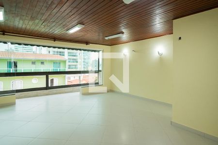 Casa à venda com 250m², 3 quartos e 3 vagasSalão de festas