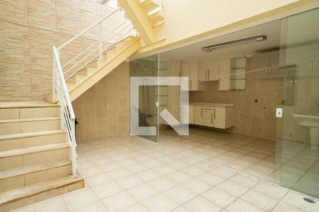 Casa à venda com 250m², 3 quartos e 3 vagasQuintal