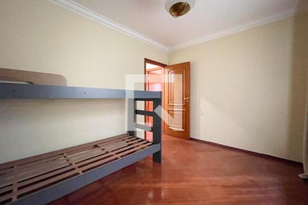 Casa à venda com 250m², 3 quartos e 3 vagasQuarto 2