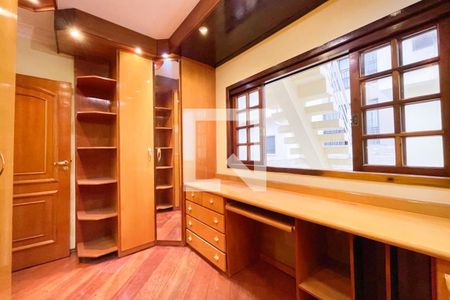Casa à venda com 250m², 3 quartos e 3 vagasQuarto 1