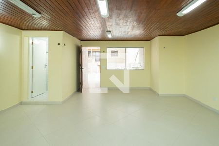 Casa à venda com 250m², 3 quartos e 3 vagasSalão de festas