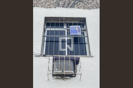 Apartamento à venda com 57m², 2 quartos e sem vagaPLACA