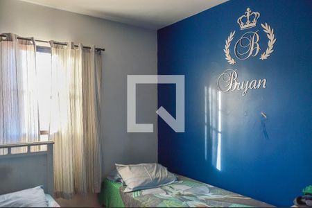 Casa à venda com 235m², 3 quartos e 2 vagasQuarto 2