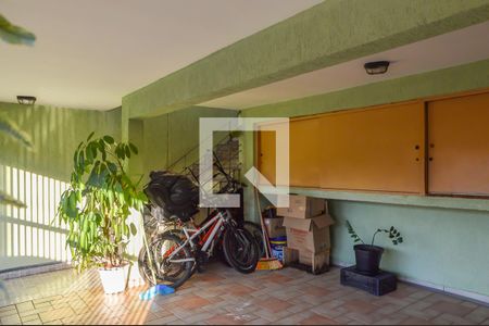 Casa à venda com 235m², 3 quartos e 2 vagasGaragem