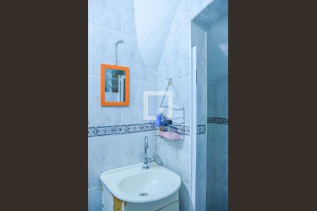 Casa à venda com 235m², 3 quartos e 2 vagasBanheiro 2