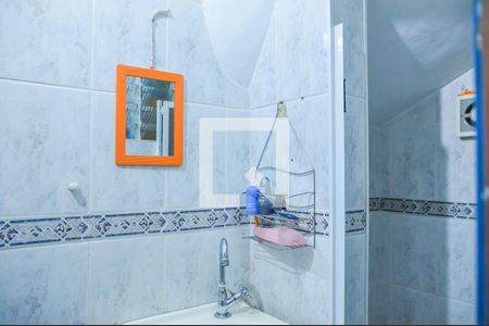 Casa à venda com 235m², 3 quartos e 2 vagasBanheiro 2