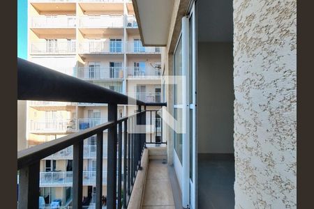 Varanda Sala de apartamento à venda com 2 quartos, 50m² em Vila Palmeiras, São Paulo