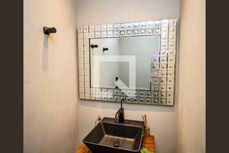 Lavabo de apartamento à venda com 4 quartos, 166m² em Itaim Bibi, São Paulo